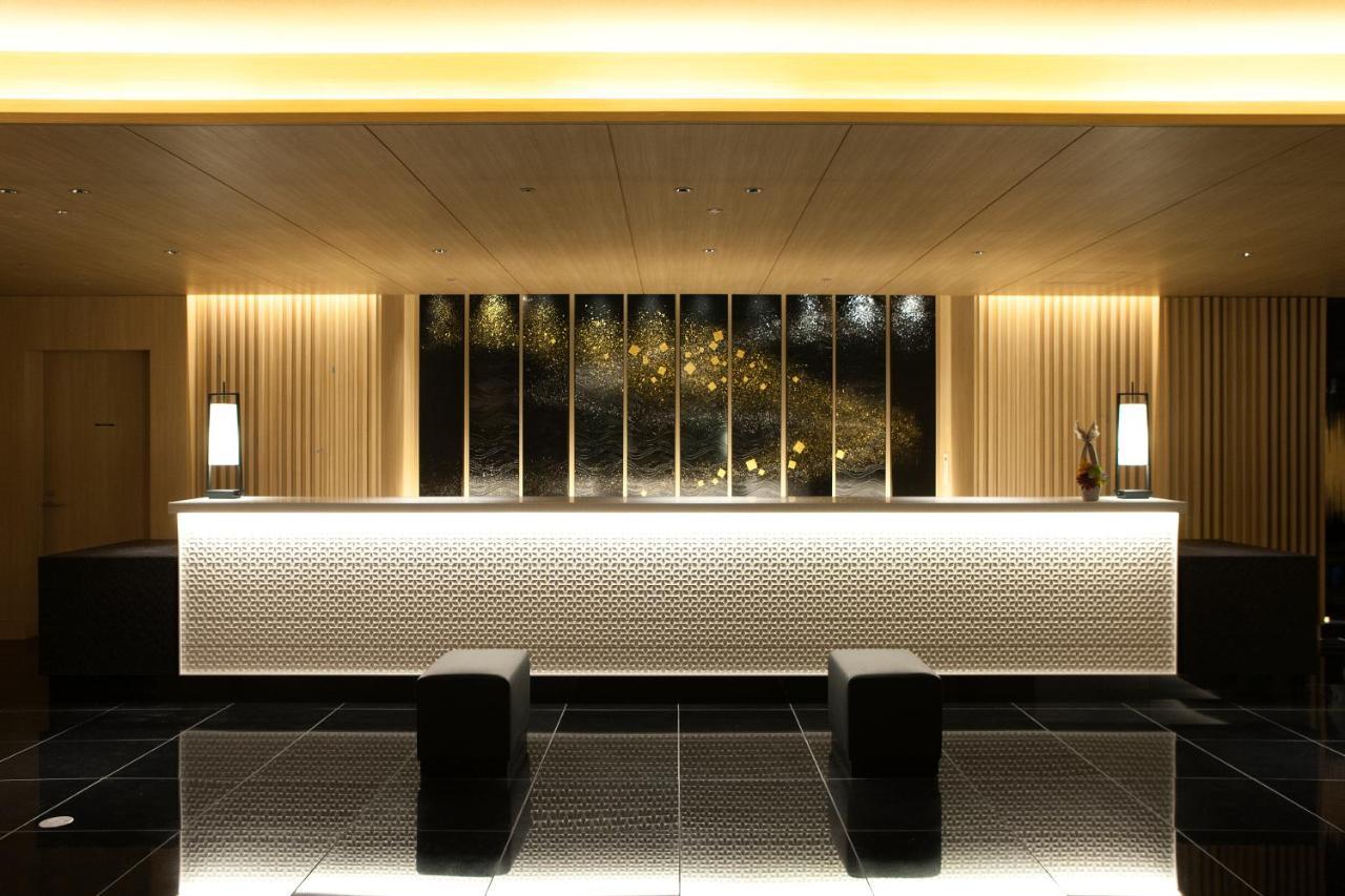 Kanazawa Tokyu Hotel Exterior foto Reception desk at the hotel